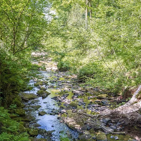 Beckside Cottage, Near Carlisle Romantic With Hot Tub Дом отдыха *