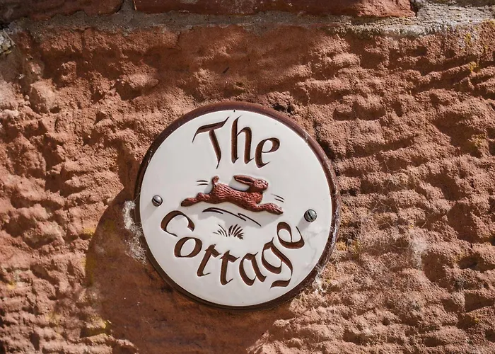 Beckside Cottage, Near Carlisle Romantic With Hot Tub 度假居